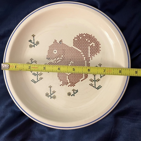 Vintage Pfaltzgraff Squirrel Needlepoint Cross Stitch 8.5" Plate RARE! Item B - Picture 6 of 8